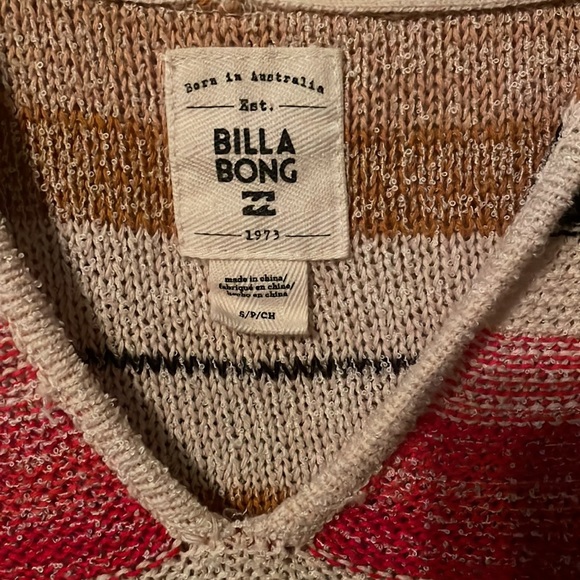 Like New Billabong Fall Sweater - Picture 2 of 3